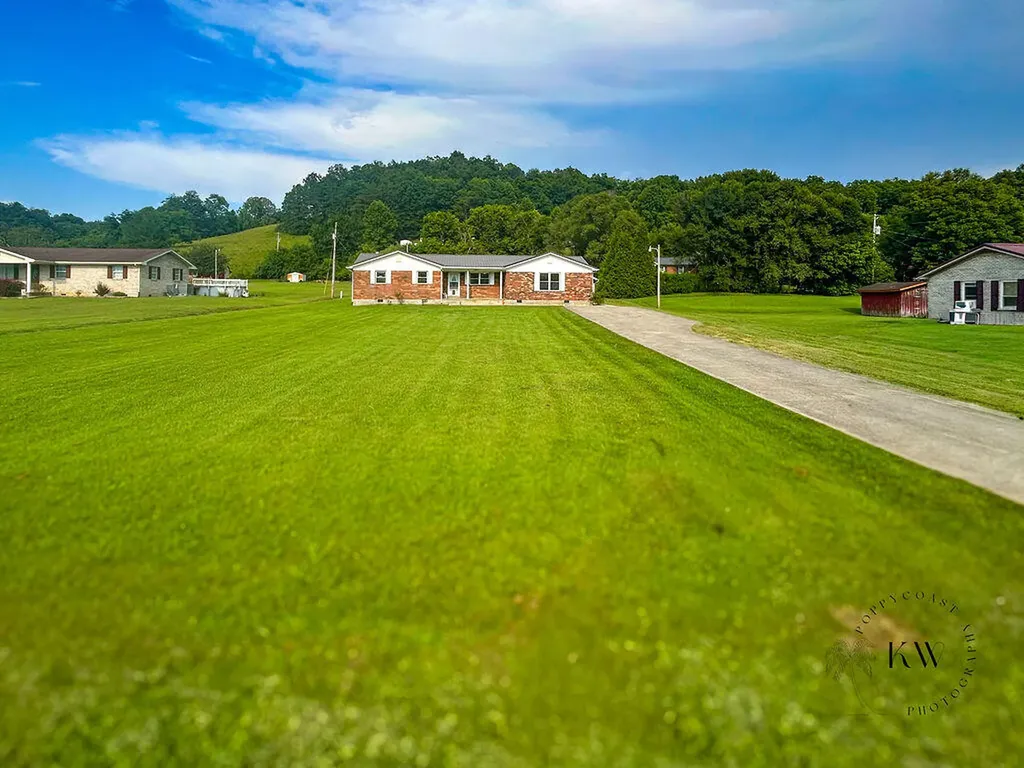 4621 Liberty Road West Liberty KY 41472