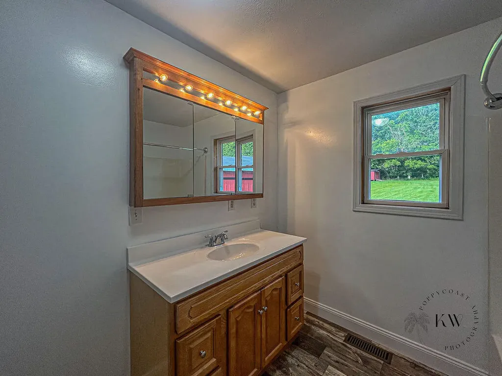 4621 Liberty Road West Liberty KY 41472