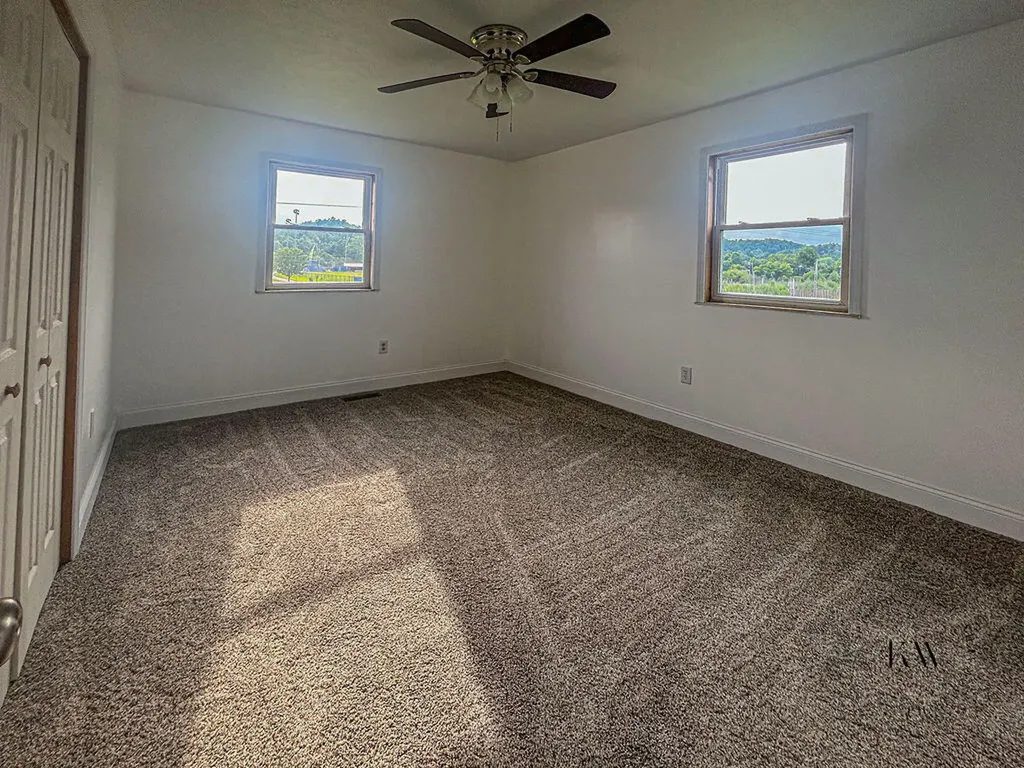 4621 Liberty Road West Liberty KY 41472