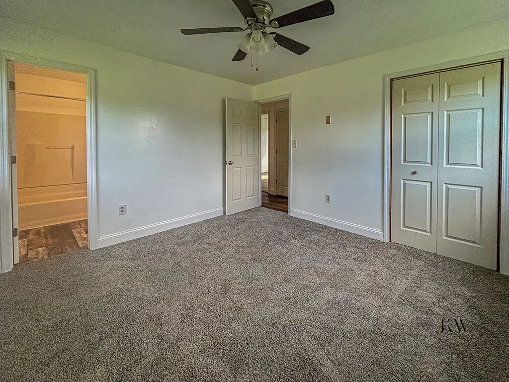 4621 Liberty Road West Liberty KY 41472