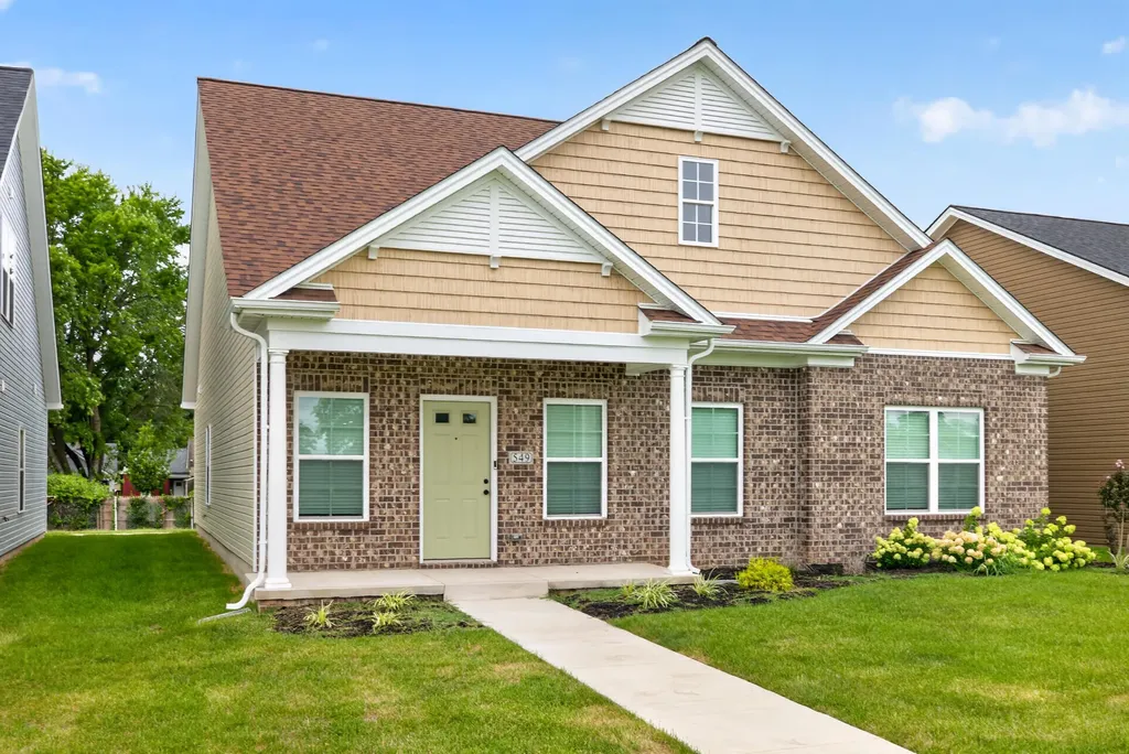 549 Shropshire Avenue Lexington KY 40508