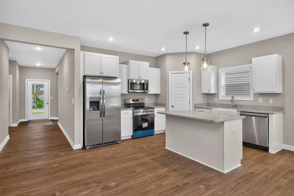 553 Shropshire Avenue Lexington KY 40508