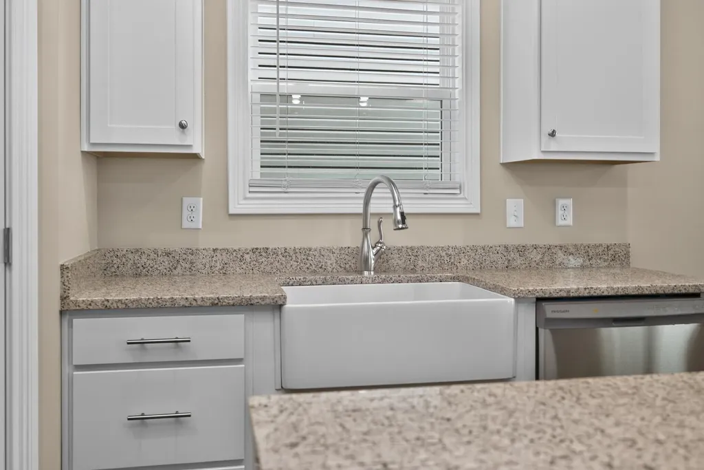553 Shropshire Avenue Lexington KY 40508