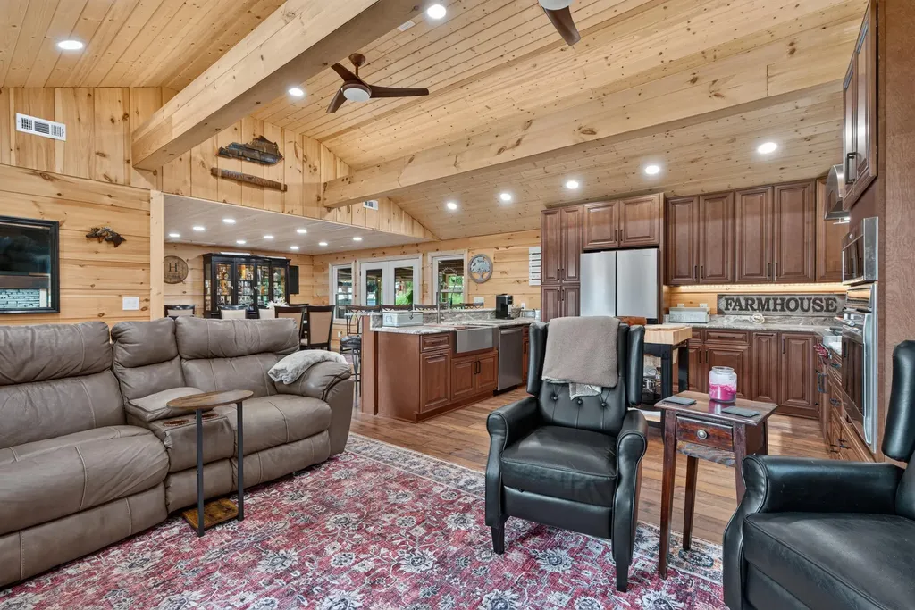 2640 Fords Mill Road Versailles KY 40383