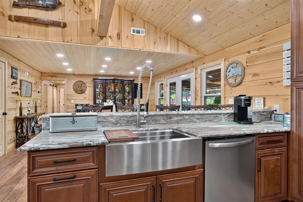 2640 Fords Mill Road Versailles KY 40383