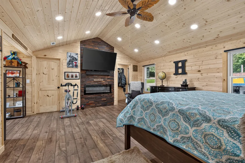 2640 Fords Mill Road Versailles KY 40383