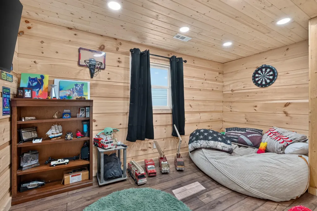 2640 Fords Mill Road Versailles KY 40383