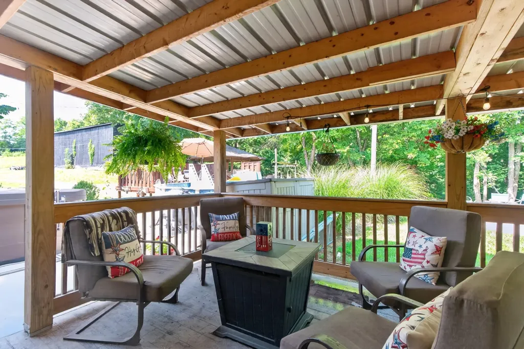 2640 Fords Mill Road Versailles KY 40383
