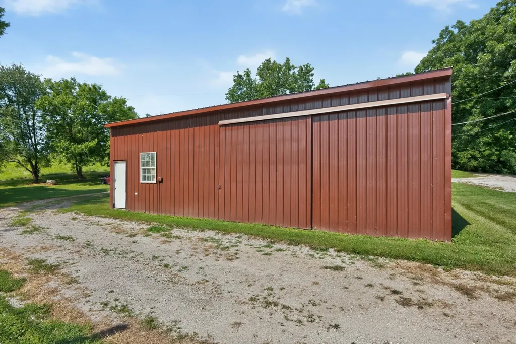 2640 Fords Mill Road Versailles KY 40383
