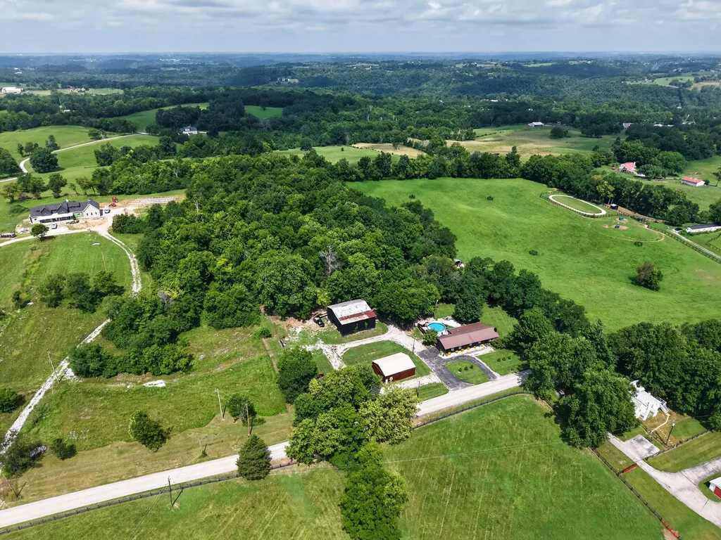 2640 Fords Mill Road Versailles KY 40383