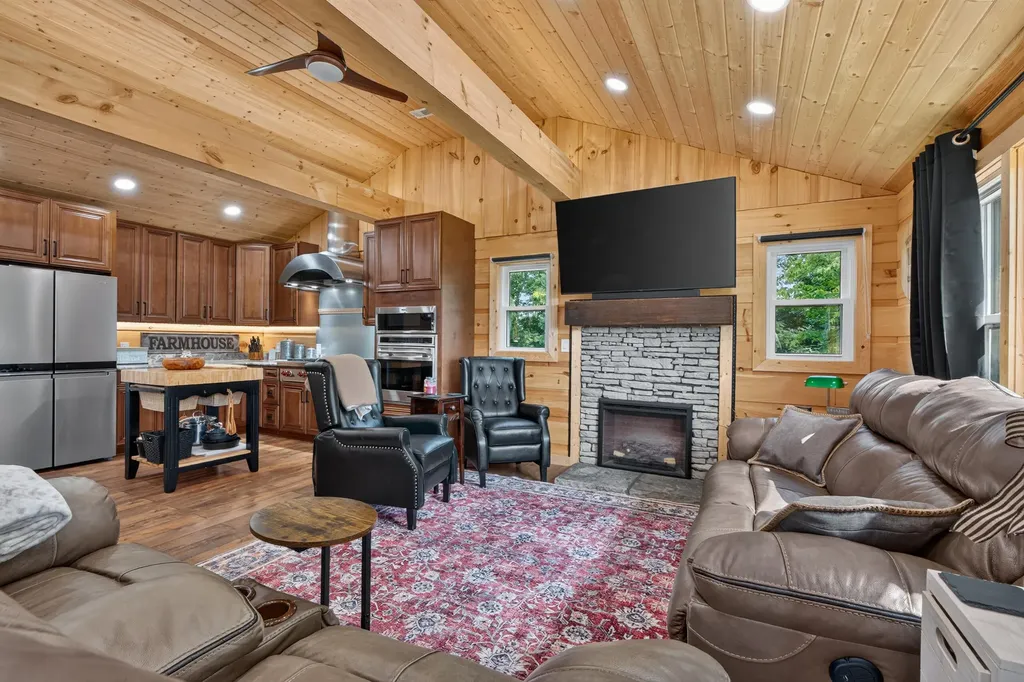 2640 Fords Mill Road Versailles KY 40383