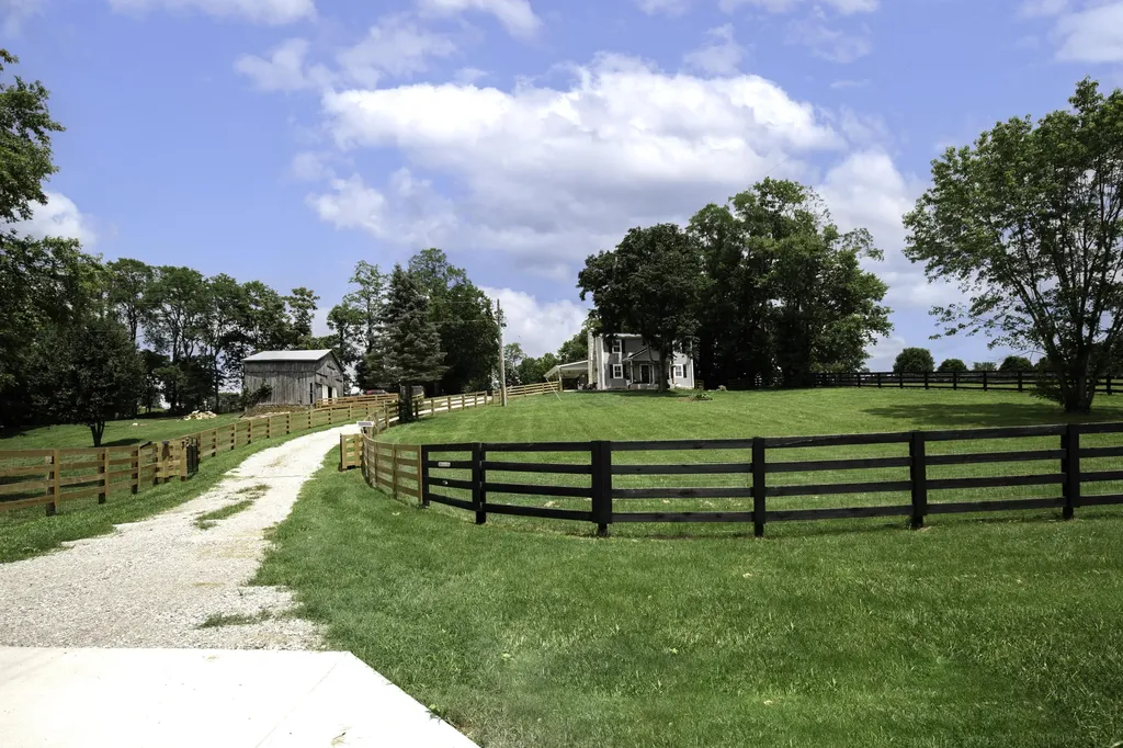 560 Delaney Ferry Road Versailles KY 40383