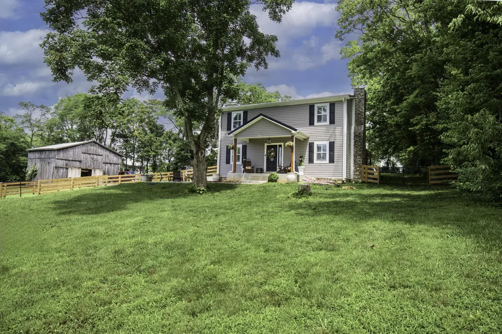 560 Delaney Ferry Road Versailles KY 40383