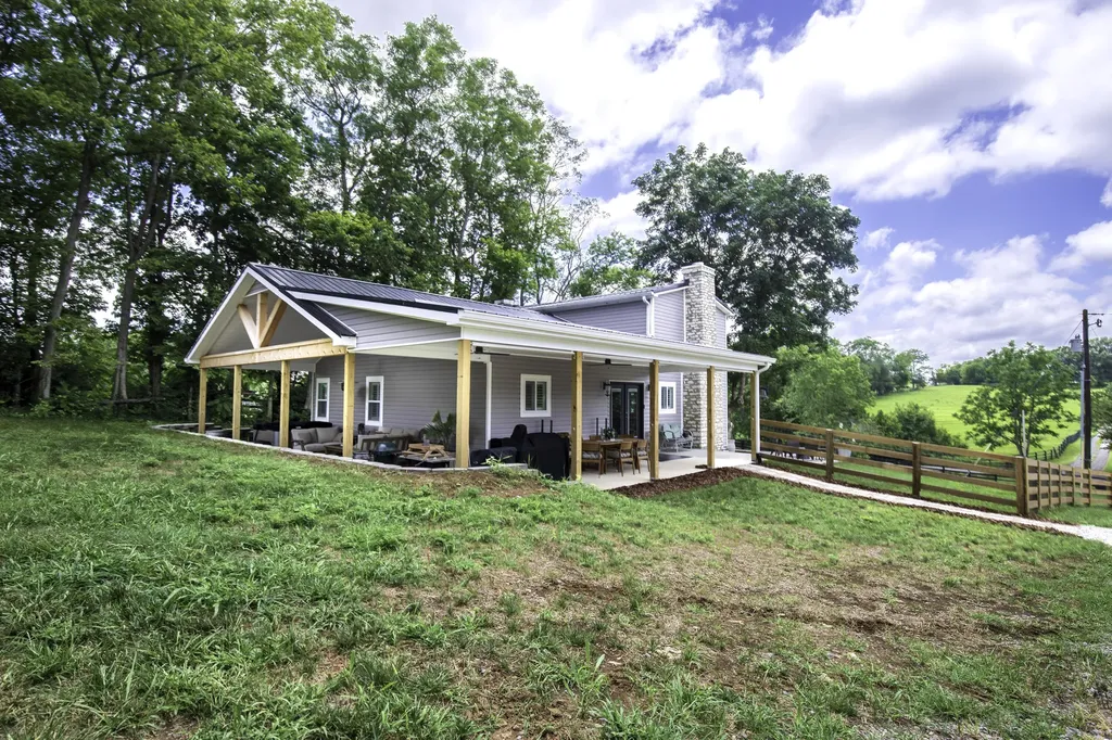 560 Delaney Ferry Road Versailles KY 40383