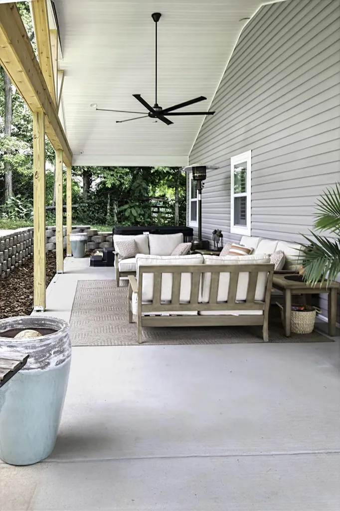 560 Delaney Ferry Road Versailles KY 40383