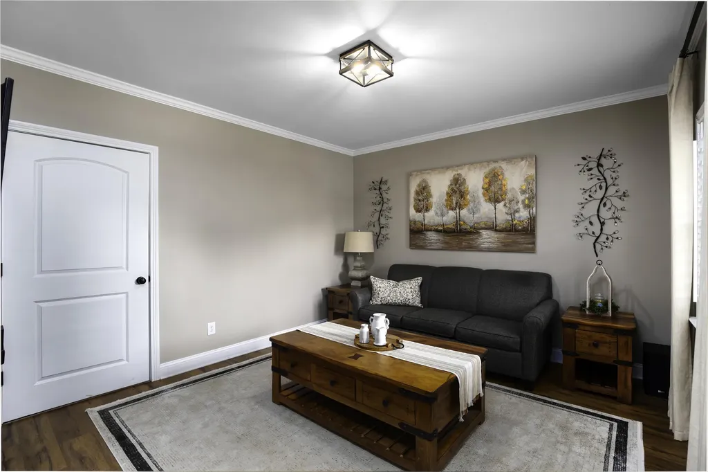 560 Delaney Ferry Road Versailles KY 40383