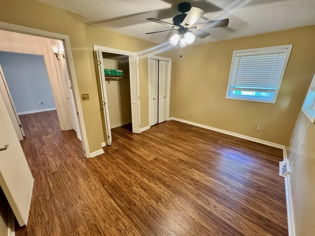 52 S Nottingham Lane Murray KY 42071
