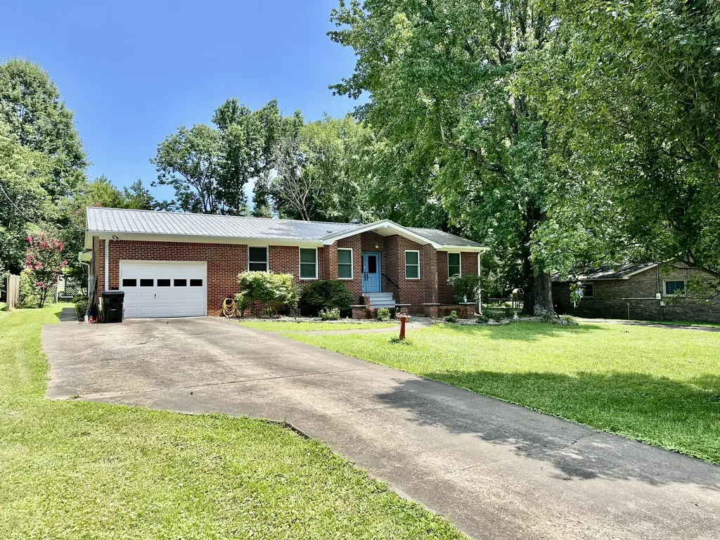 52 S Nottingham Lane Murray KY 42071