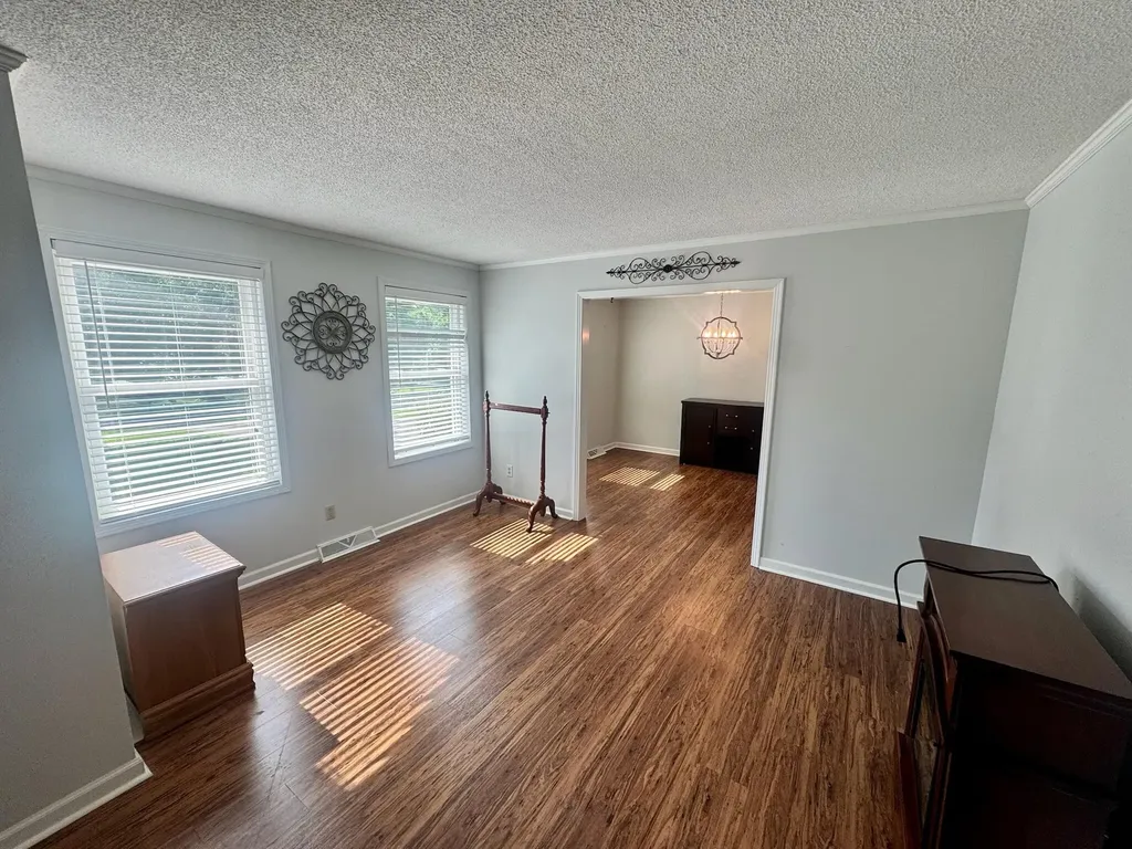 52 S Nottingham Lane Murray KY 42071