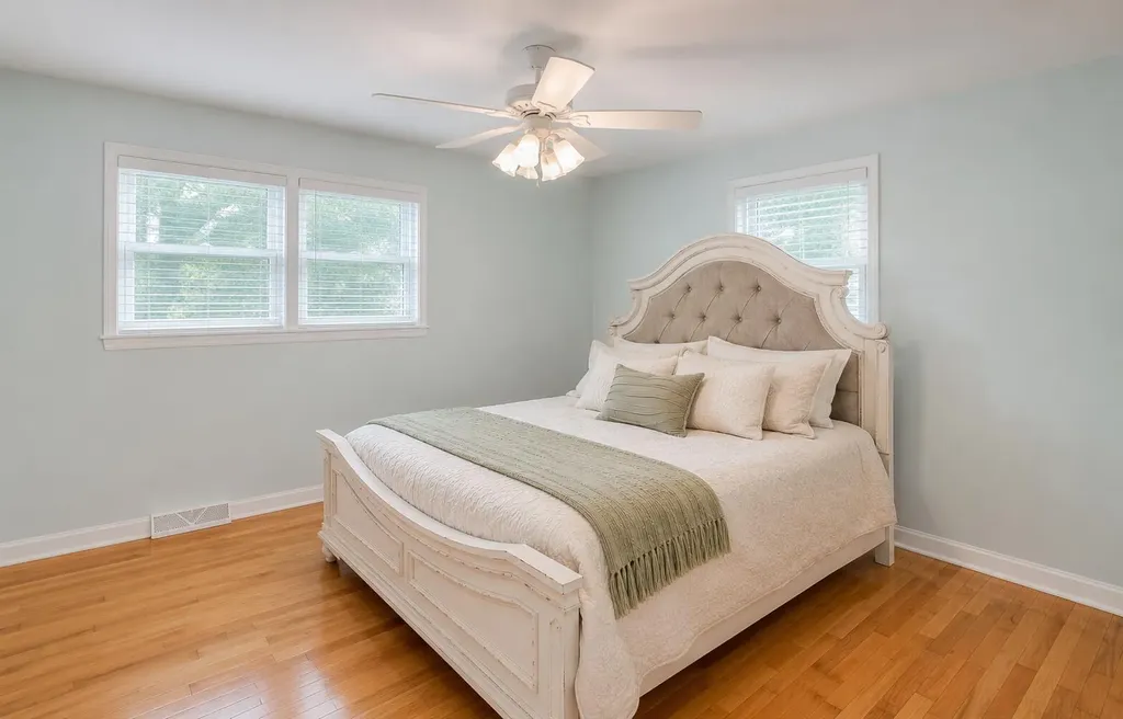 208 N Lewis Court Georgetown KY 40324