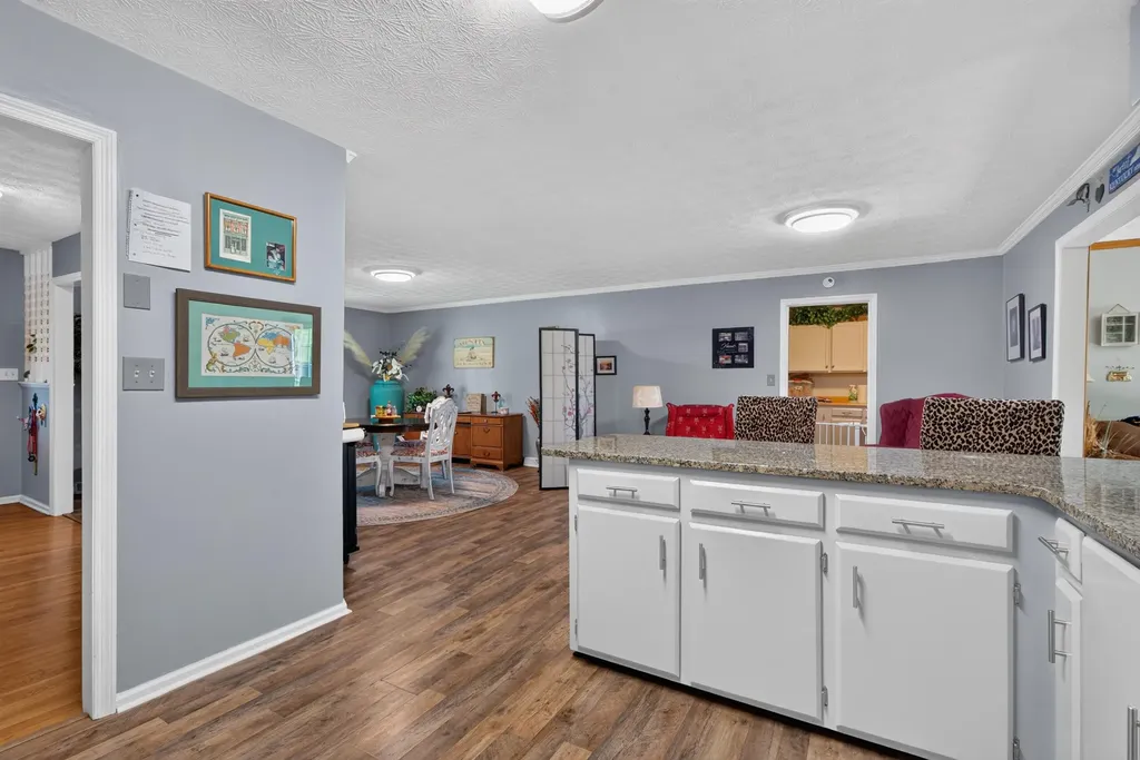 230 Mercer Avenue Harrodsburg KY 40330
