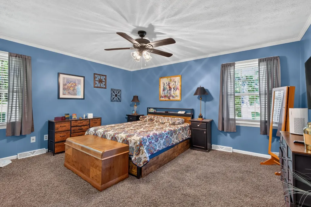 230 Mercer Avenue Harrodsburg KY 40330