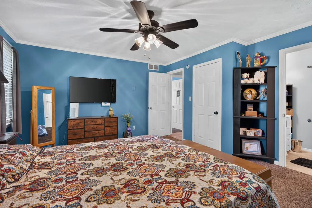 230 Mercer Avenue Harrodsburg KY 40330