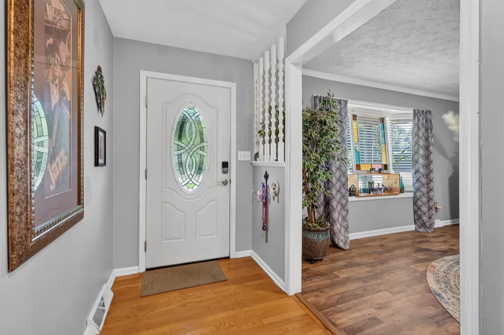 230 Mercer Avenue Harrodsburg KY 40330
