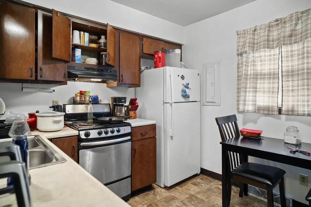 2004-2006 Writt Court Lexington KY 40505
