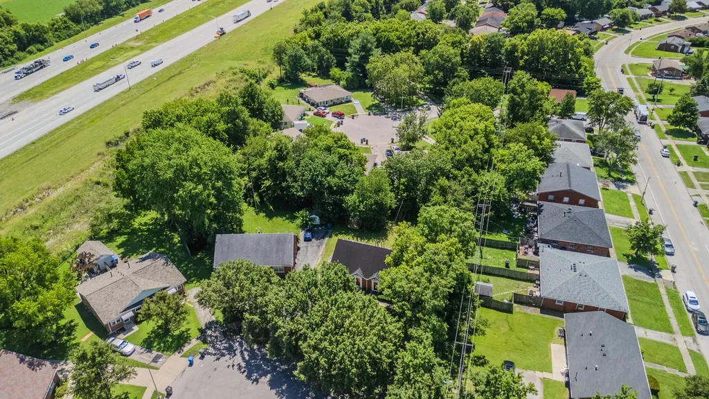 2004-2006 Writt Court Lexington KY 40505
