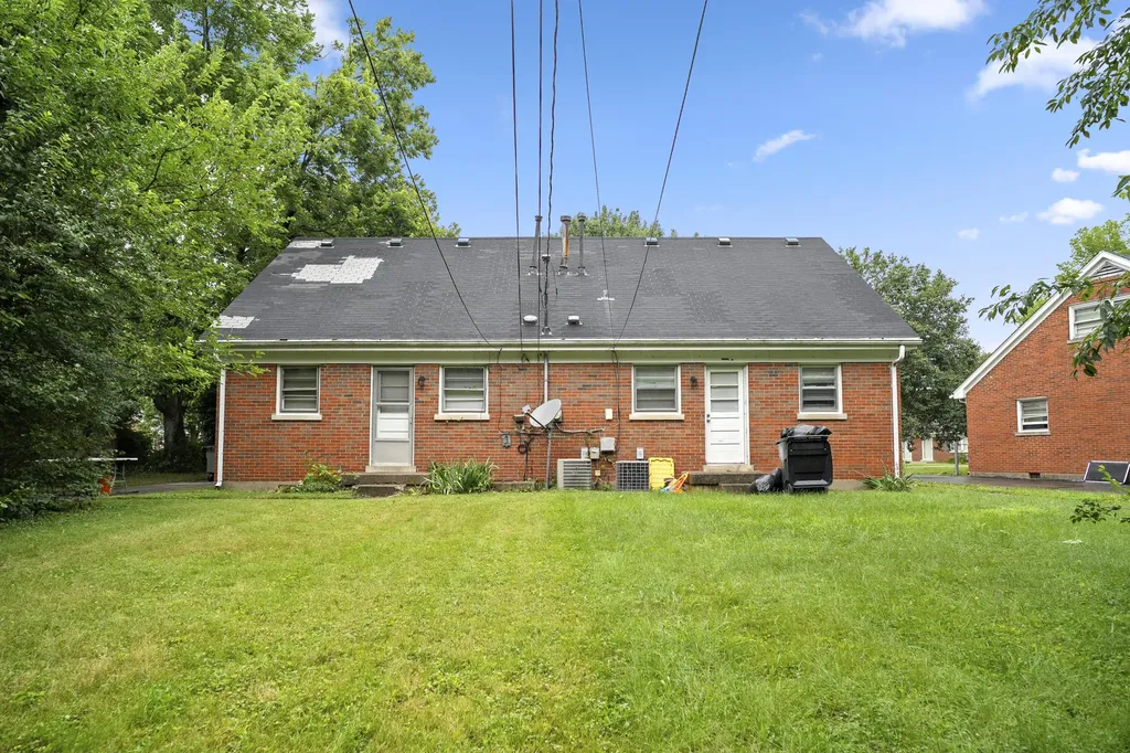 2004-2006 Writt Court Lexington KY 40505