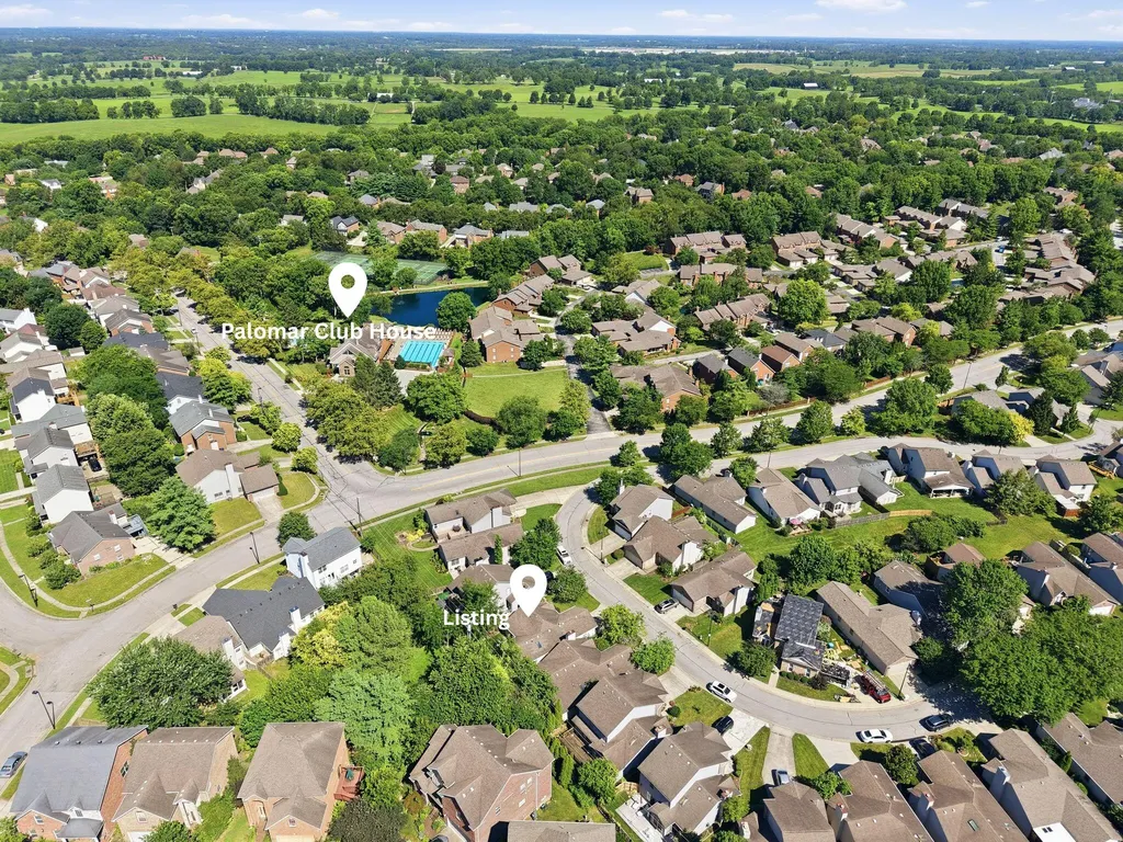 2060 Glade Lane Lexington KY 40513