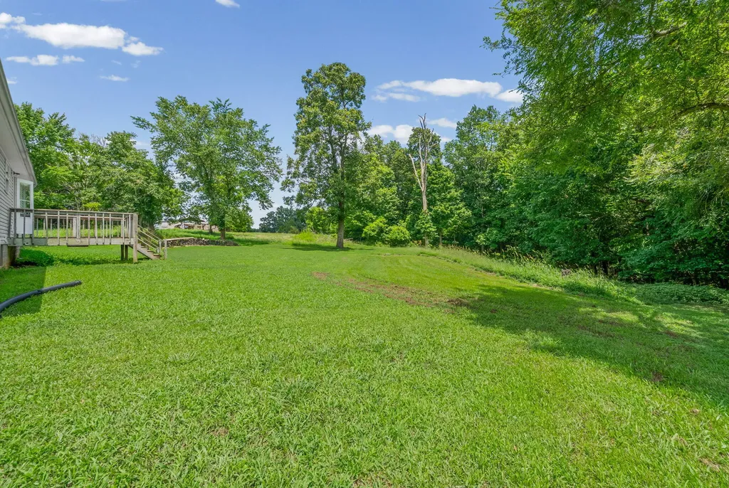 7756 Johnson Mill Road Hopkinsville KY 42240
