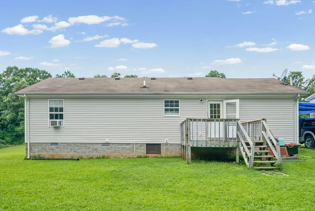7756 Johnson Mill Road Hopkinsville KY 42240