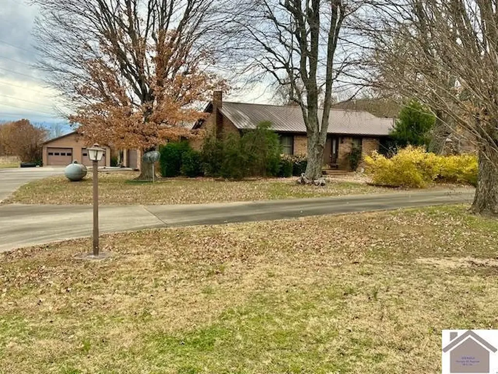 8898 E St Route Mayfield KY 42066