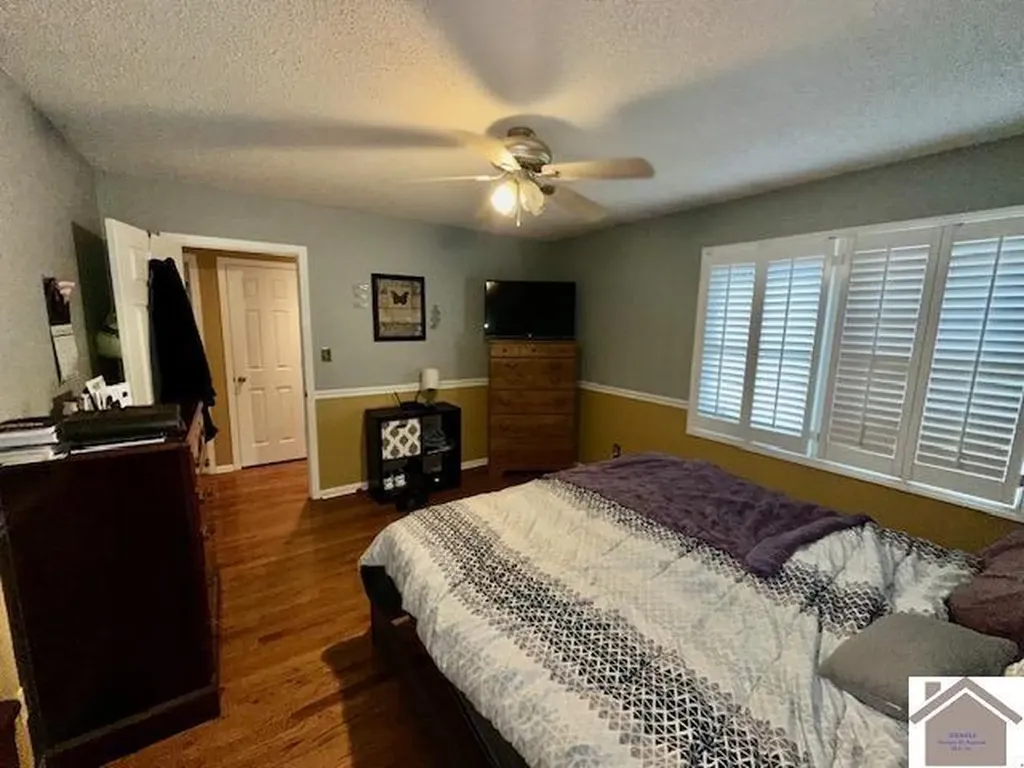 8898 E St Route Mayfield KY 42066