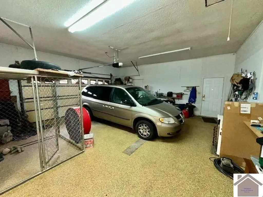8898 E St Route Mayfield KY 42066