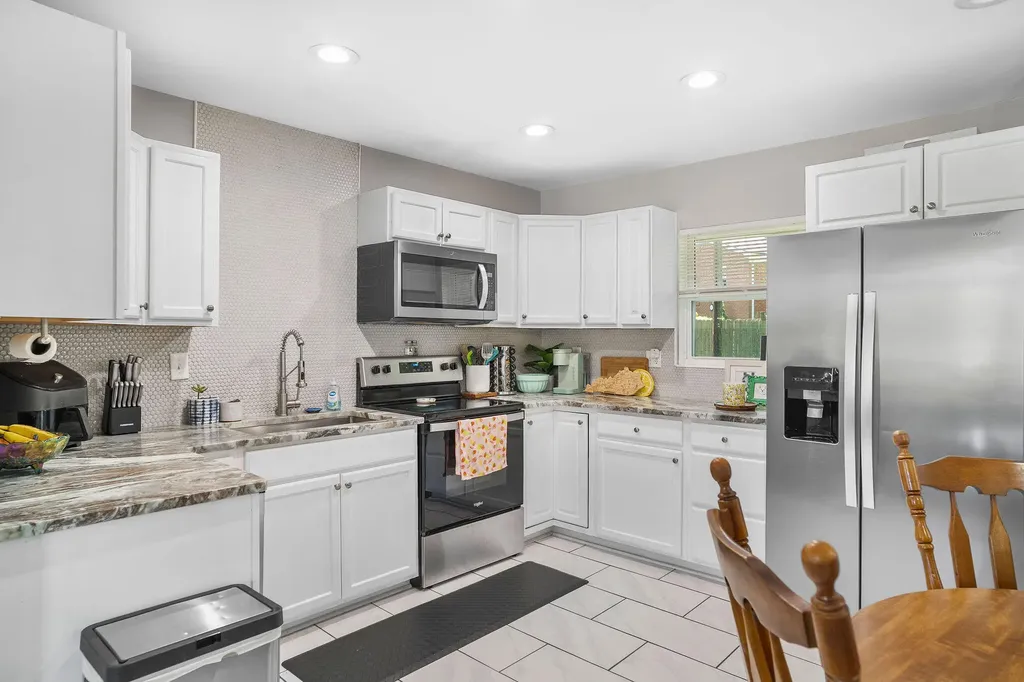 552 Compton Drive Lexington KY 40517
