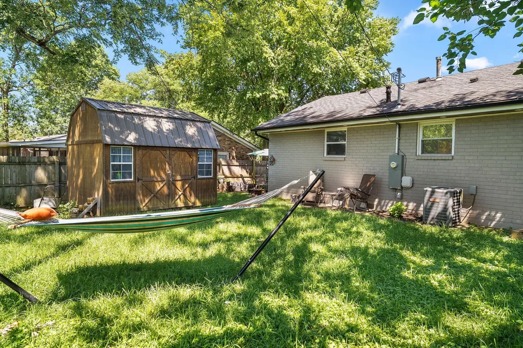 552 Compton Drive Lexington KY 40517