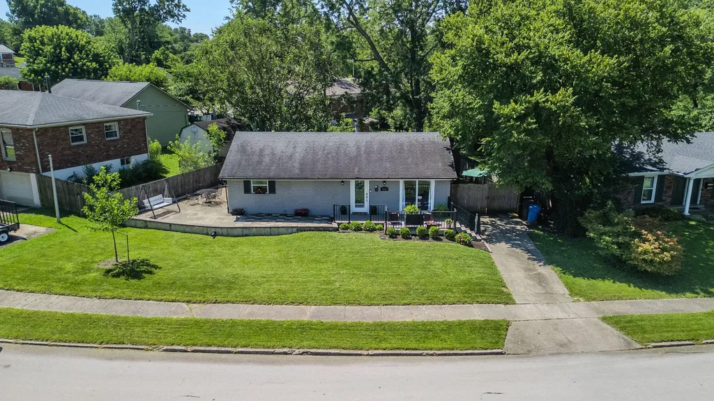 552 Compton Drive Lexington KY 40517