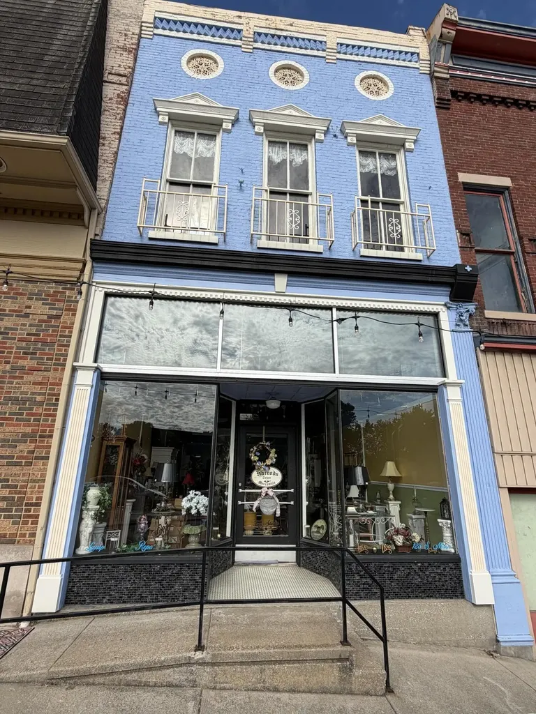 128 S Main Street Harrodsburg KY 40330