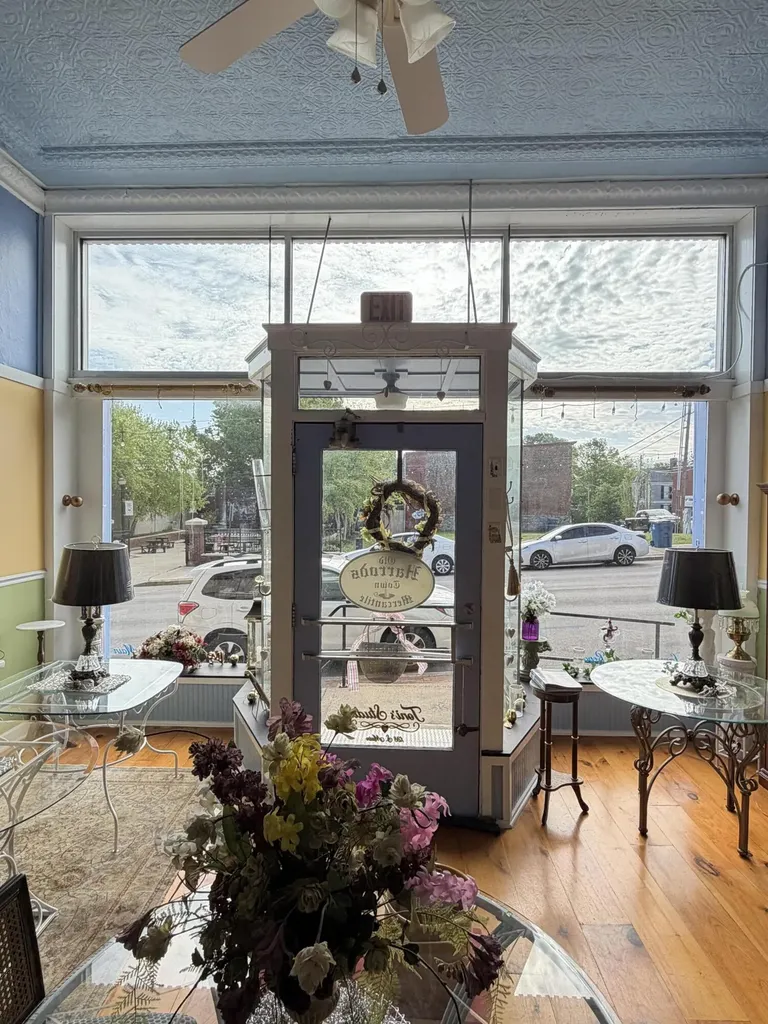 128 S Main Street Harrodsburg KY 40330