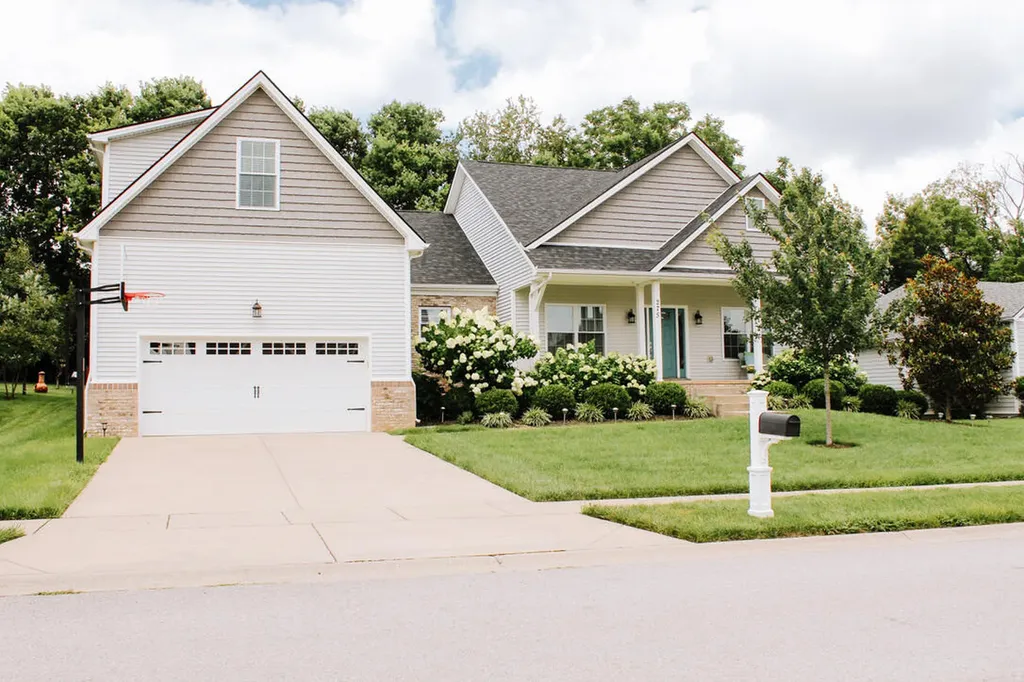 275 Runnymeade Drive Winchester KY 40391