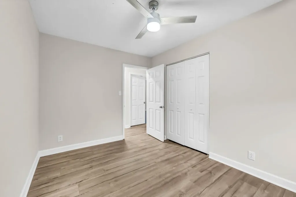 634 State Line Road Oak Grove KY 42262