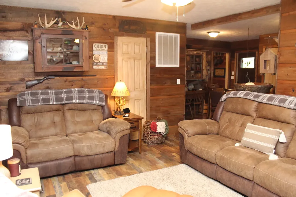 798 Wheaton Way Eddyville KY 42038
