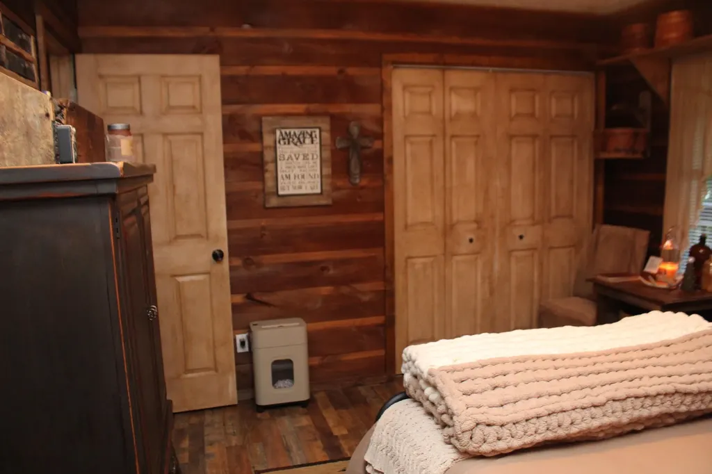 798 Wheaton Way Eddyville KY 42038