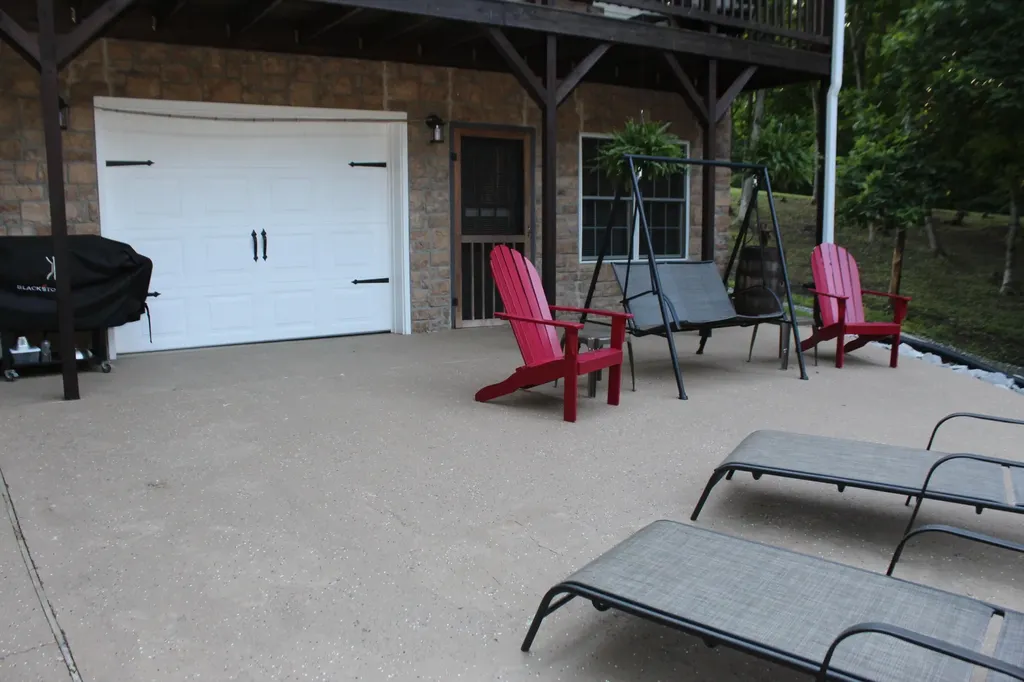 798 Wheaton Way Eddyville KY 42038