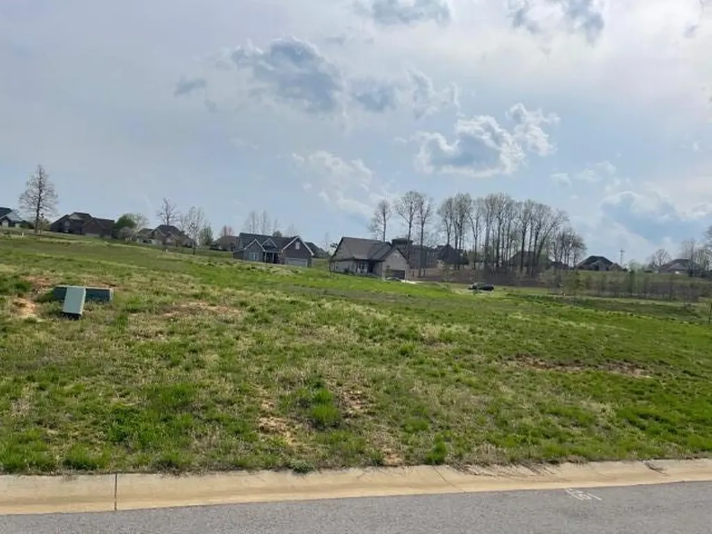 155 Low Ridge Lane Paducah KY 42003