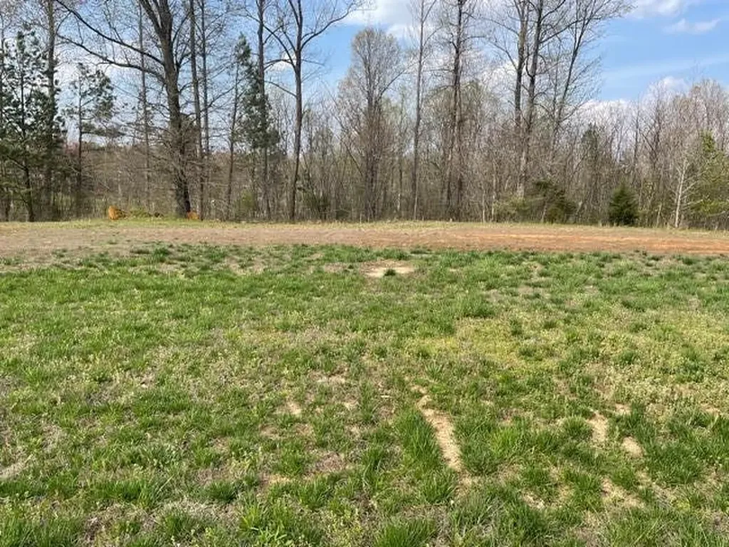 130 Low Ridge Lane Paducah KY 42003