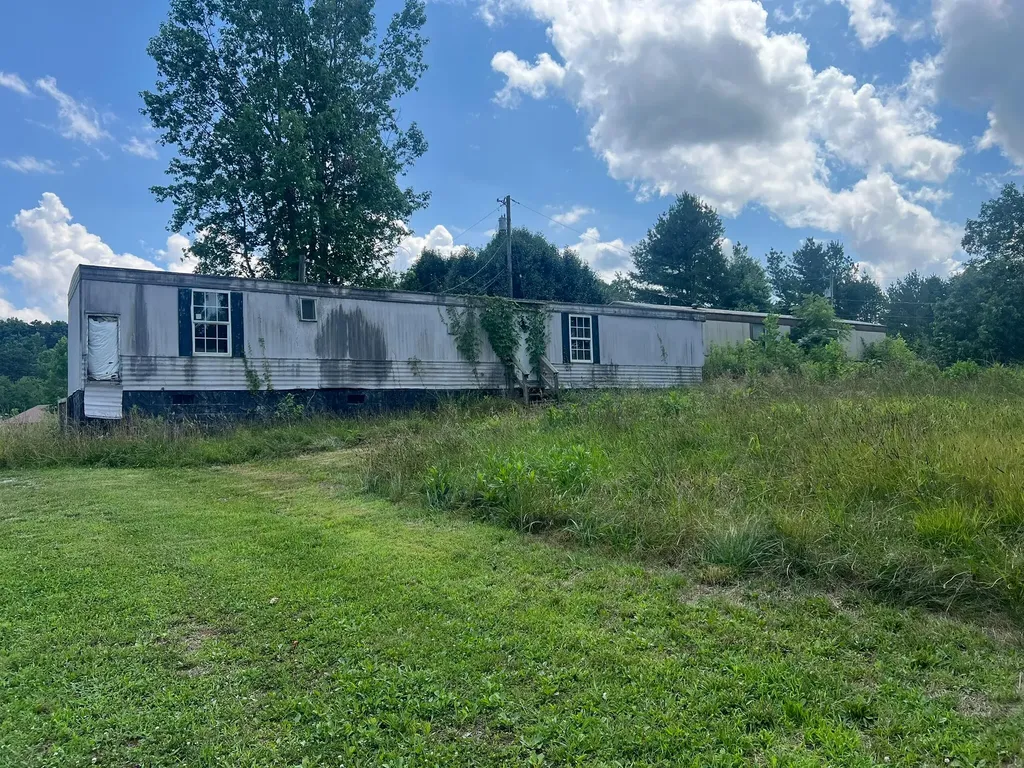 298 S Combs Avenue Corbin KY 40701